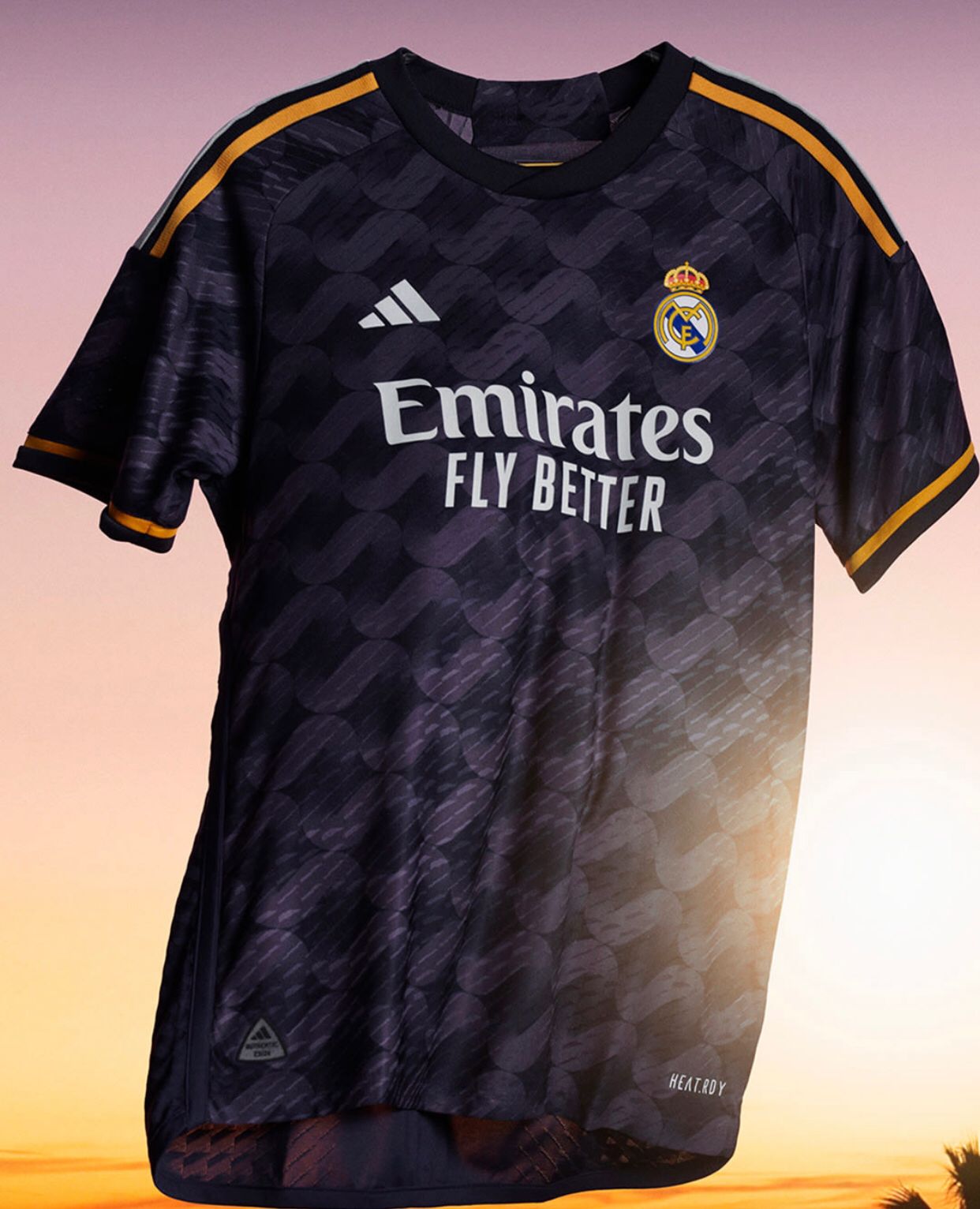 Equipación de visitante del Real Madrid 23/24 (con licencia oficial - DRI-FIT ADV)