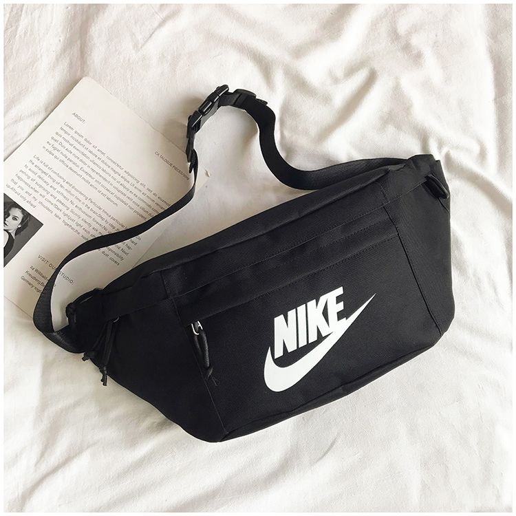 Nike (Unisex) Personal Carrier Bag - Adjustable Strap