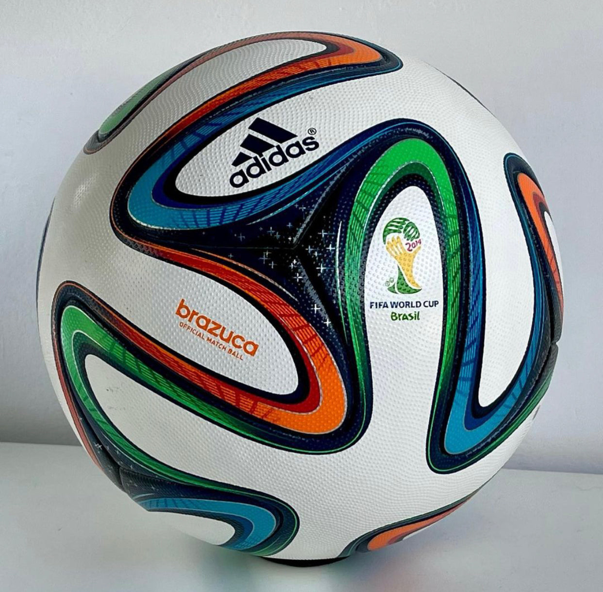 Adidas Brazuca - Brazil 2014 FIFA Men's World Cup Size 5 Football