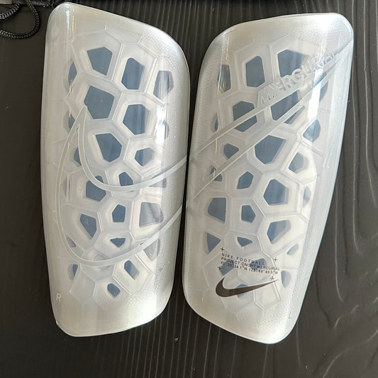 Full Translucent Smart-lock Nike Mercurial (Pro-Level) Foam Interior Shin Guards